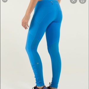 Lululemon Speed tight EUC! Size 6 pockets